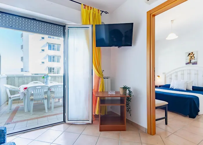 Trieste Trilo 6 - Myho Casa Lägenhet Alba Adriatica