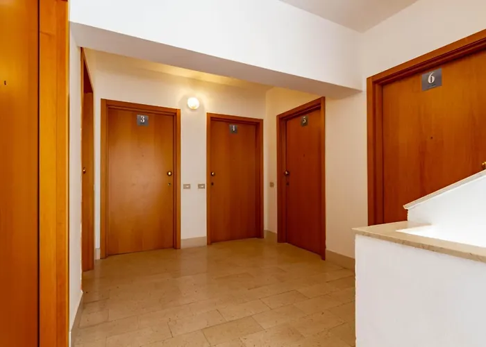 Trieste Trilo 6 - Myho Casa *