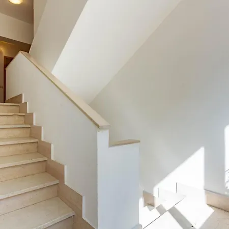 Trieste Trilo 6 - Myho Casa